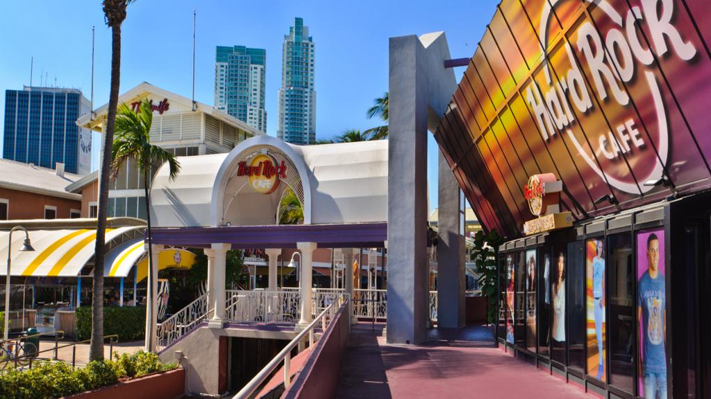 Hard Rock Cafe Miami - Image 2